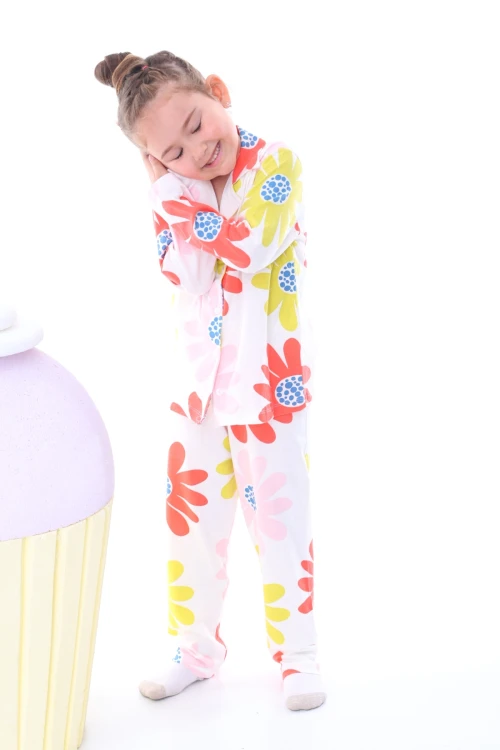 Çiçek Desenli Yakalı Kız Çocuk Pijama Takımı 35201