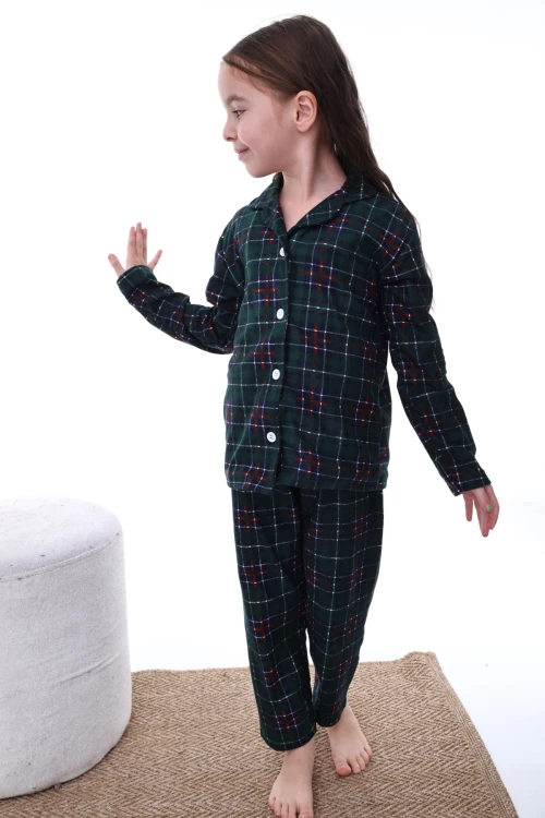 Çizgi Desenli Yakalı Kız Pijama Takımı 2202