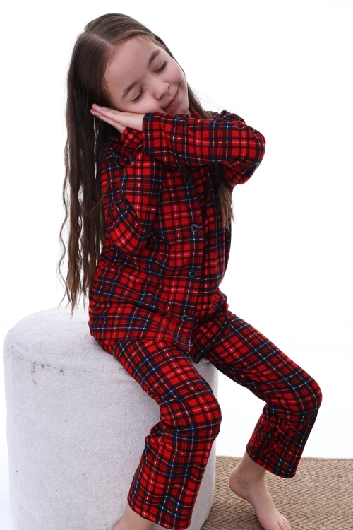 Çizgi Desenli Yakalı Kız Pijama Takımı 2216