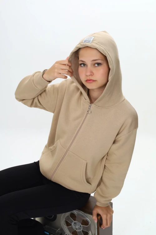 Sırt Baskılı Kız Çocuk Hırka 7178