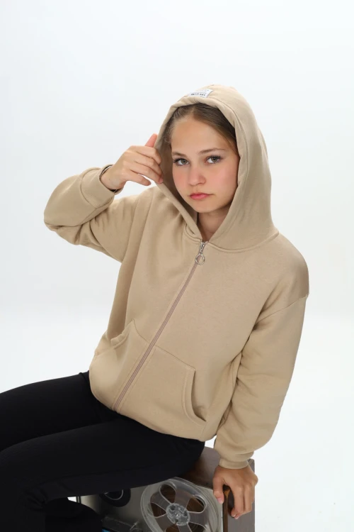 Sırt Baskılı Kız Çocuk Hırka 7178