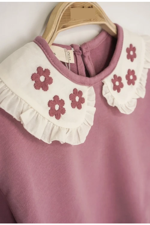 Yakası Fırfırlı ve Nakışlı Takım 24051