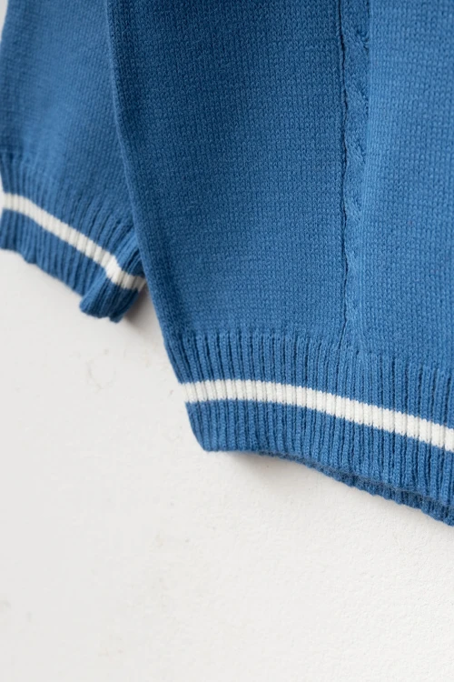 Cepli Örgü Şeritli Şapkalı Triko Takım 4034