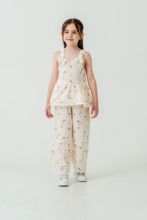 Çiçek Desenli Kız Çocuk Müslin Takım 3817