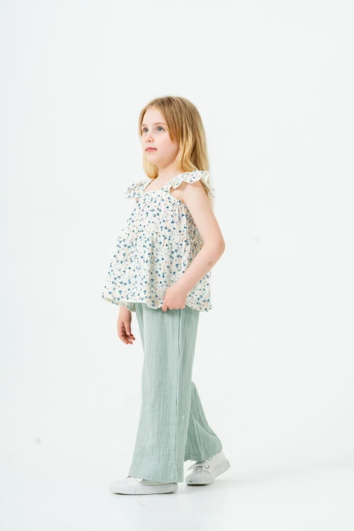 Çiçek Nakışlı Kız Çocuk Müslin Takım 3815