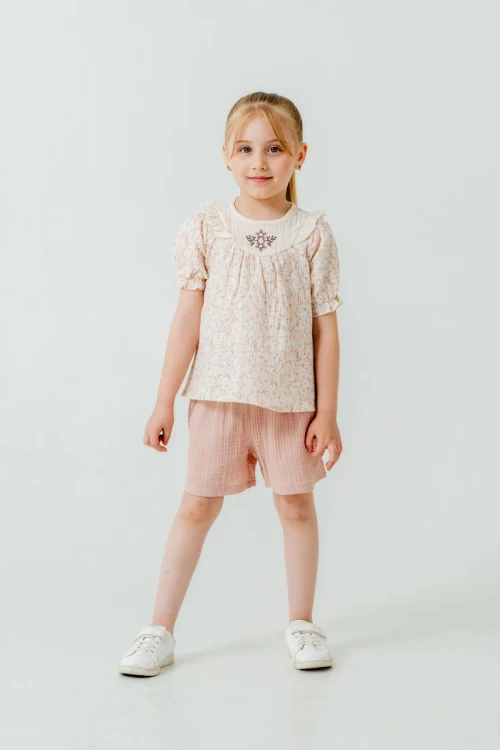 Çiçek Nakışlı Şortlu Kız Bebek Müslin Takım 3814