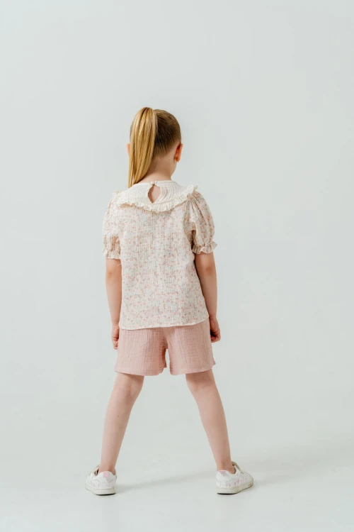 Çiçek Nakışlı Şortlu Kız Bebek Müslin Takım 3814