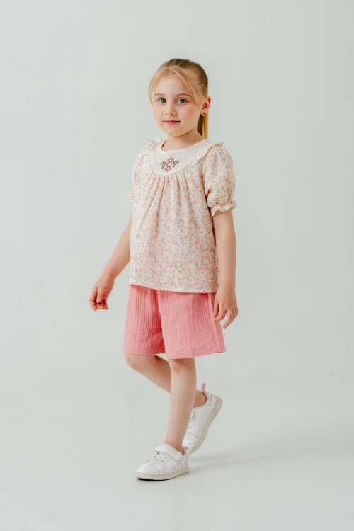 Çiçek Nakışlı Şortlu Kız Bebek Müslin Takım 3814