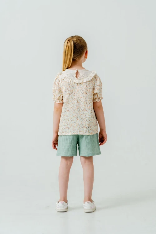 Çiçek Nakışlı Şortlu Kız Bebek Müslin Takım 3814