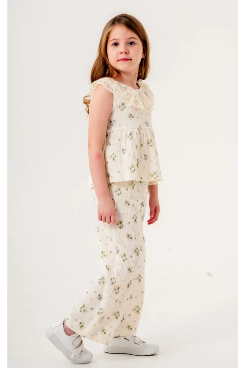 Dantel Yakalı Kız Çocuk Müslin Takım 3831
