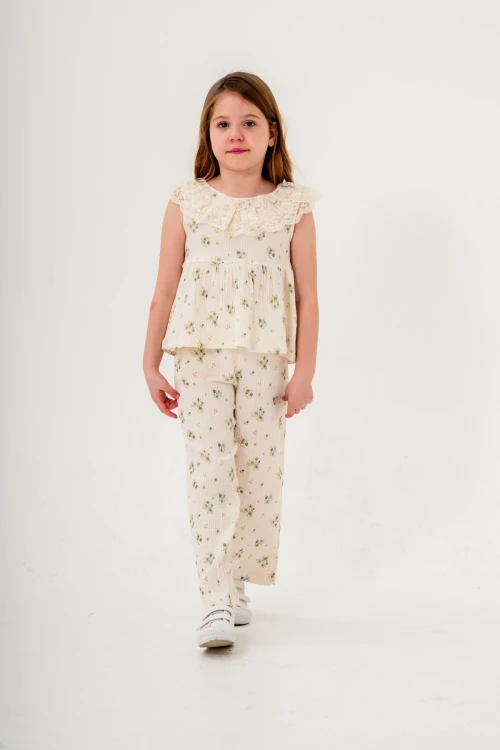 Dantel Yakalı Kız Çocuk Müslin Takım 3831