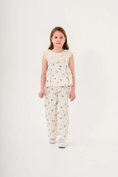 Dantel Yakalı Kız Çocuk Müslin Takım 3831