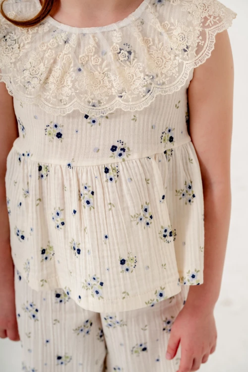 Dantel Yakalı Kız Çocuk Müslin Takım 3831